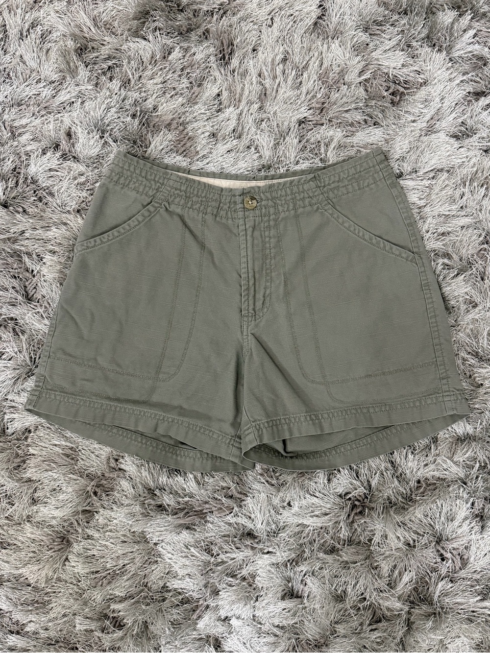 Women’s Columbia Olive Green Utility Shorts